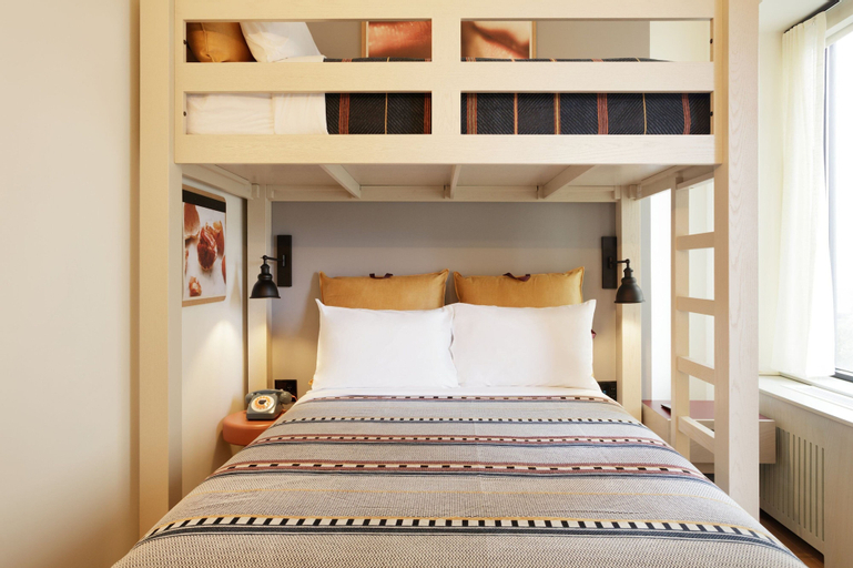 Bedroom 26