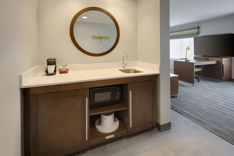 Bathroom 4, Hampton Inn & Suites Richmond Short Pump, Henrico