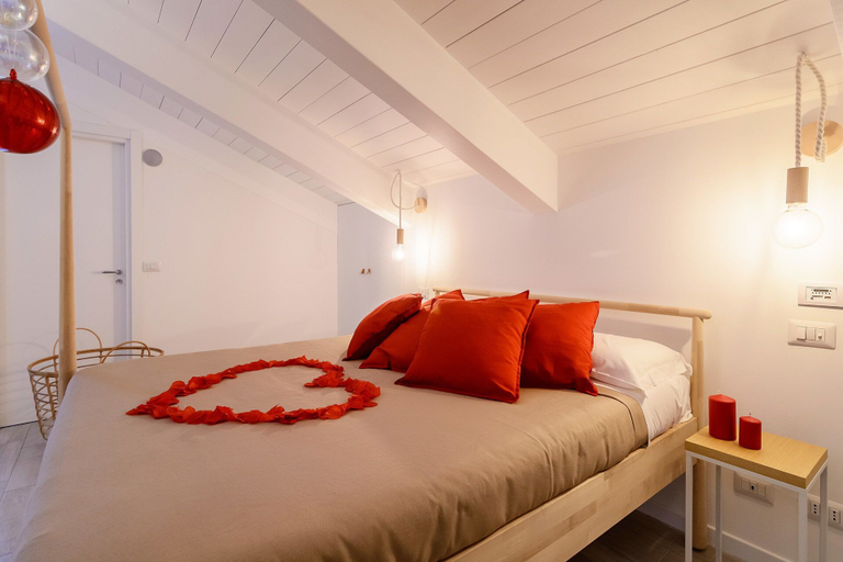 Bedroom 2, Casa Vittoria, Salerno