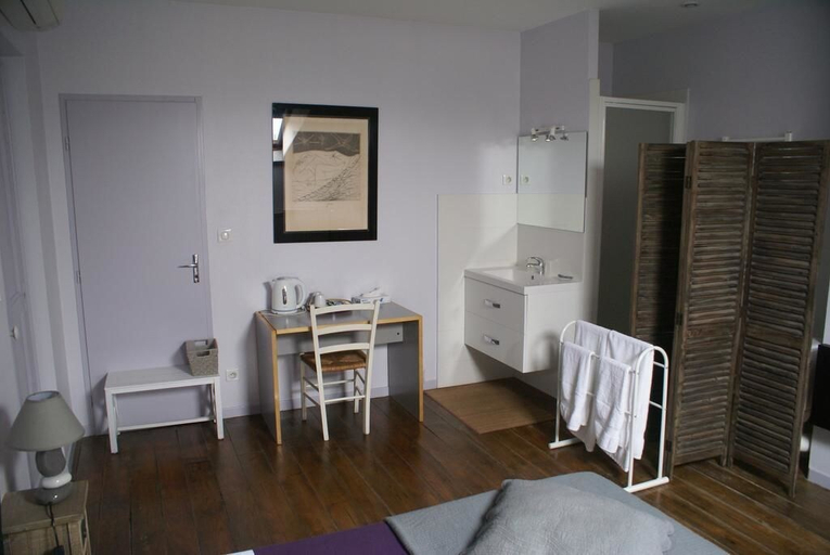 Bedroom 2, Villa Bellevue, Tarn