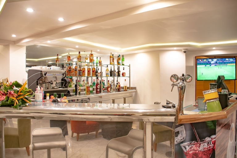 Food & Drinks 5, FAYA Hotel, Wouri