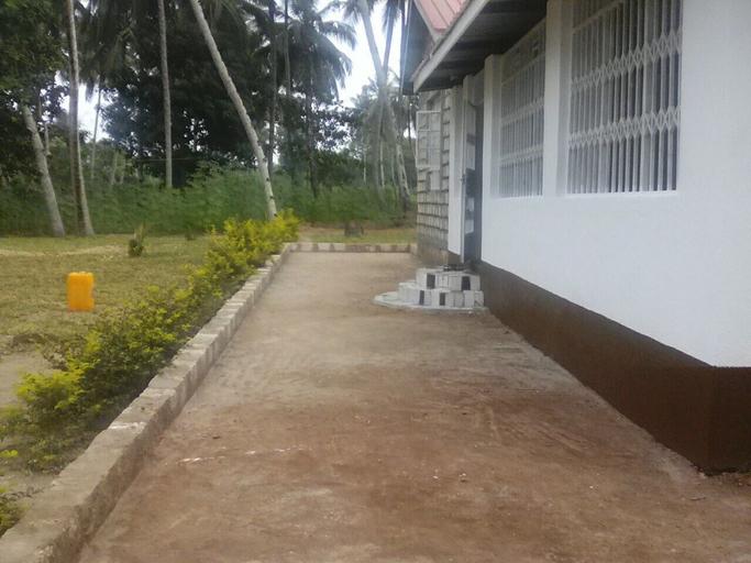 Others 4, Amani Cottage, Kilifi South