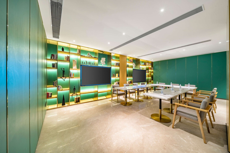 Food & Drinks 5, Hilton Garden Inn Chengdu Kuanzhai Alley, Chengdu