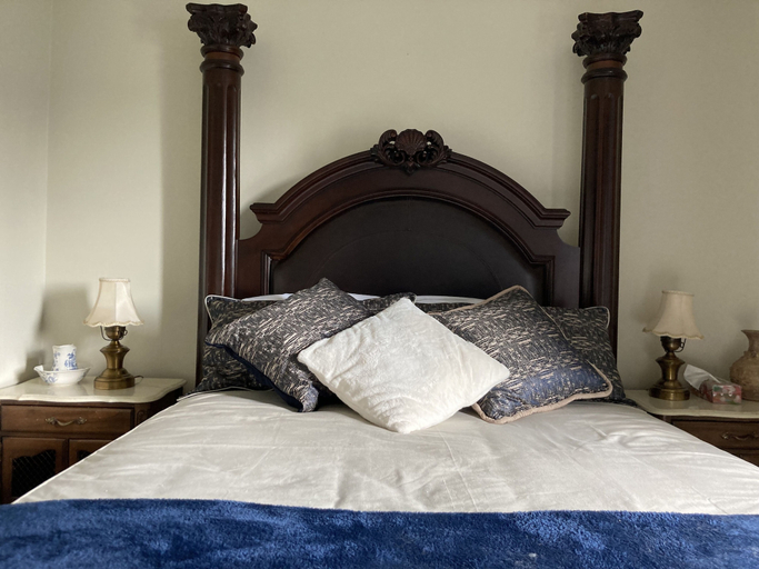 Bedroom 2, Chez l'Doc, Les Etchemins