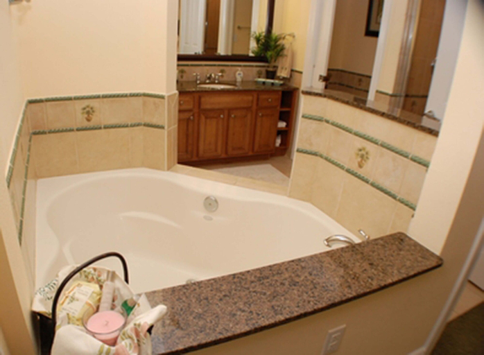 Bathroom 4, Heritage Haven, Osceola