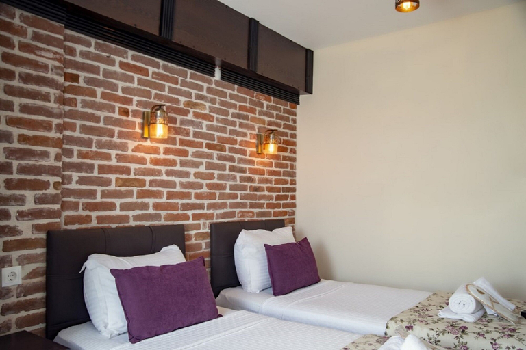Bedroom 4, Aksac Hotel Cunda, Ayvalık