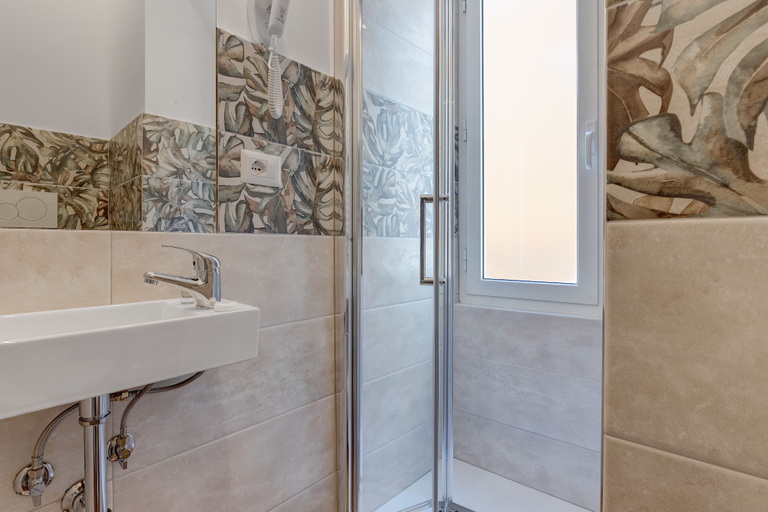 Bathroom 5, The Venue Sistina, Rome