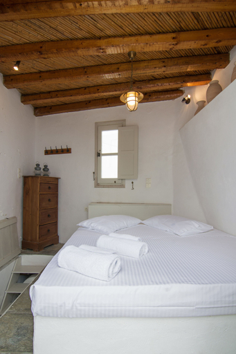 Bedroom 3, Serifos Houses Hora, South Aegean