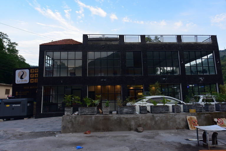 Exterior & Views, La Orilla Hotel, Azad Kashmir