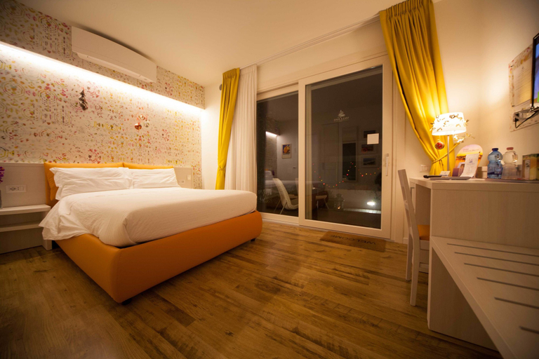 Bedroom 4, Villa Pini, Macerata