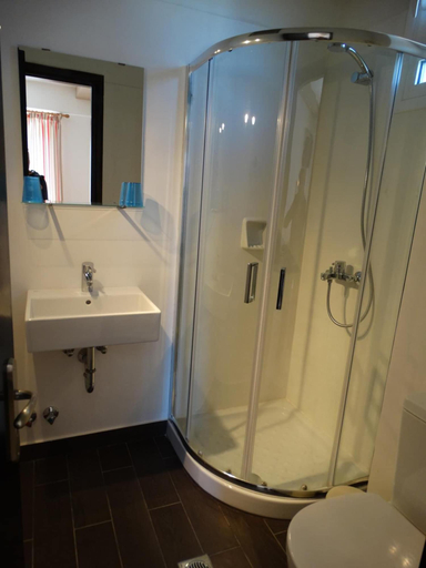 Bathroom 5, Dassia Beach Pension, Ionian Islands