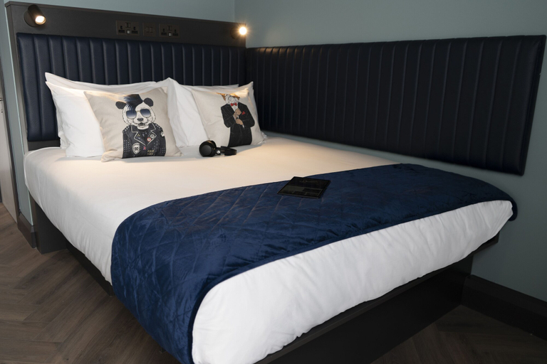 Bedroom 2, Dublin One Hotel, Dublin