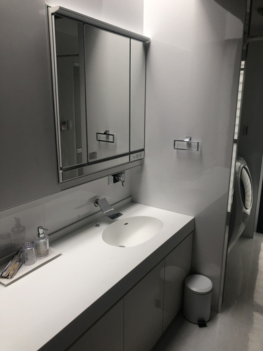 Bathroom 3, Chakashiya Goten, Onna