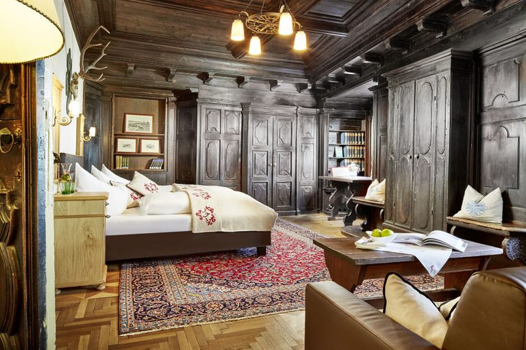 Bedroom 3, Schloss Mittersill Hotel, Zell am See