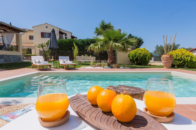 Food & Drinks, Villa Caramel, Ionian Islands