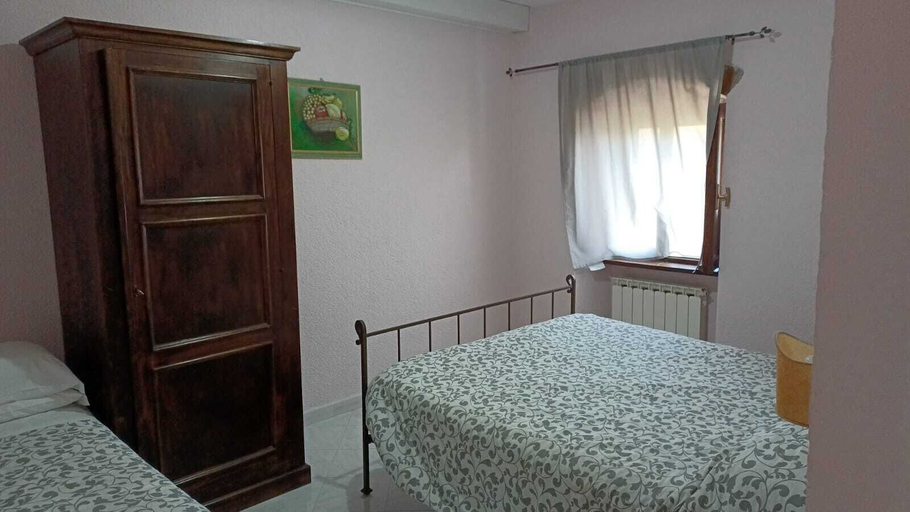 Bedroom 3, Pian D'isola Agriturismo, Perugia