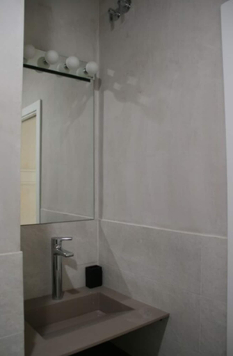 Bathroom 3, Apartamentos Sevillanos Ilustres, Sevilla