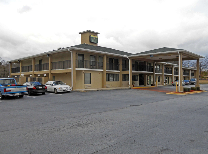 Americas Best Inn & Suites - Decatur, DeKalb