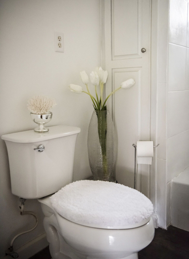 Bathroom 3, Villa Sierra, Tuolumne