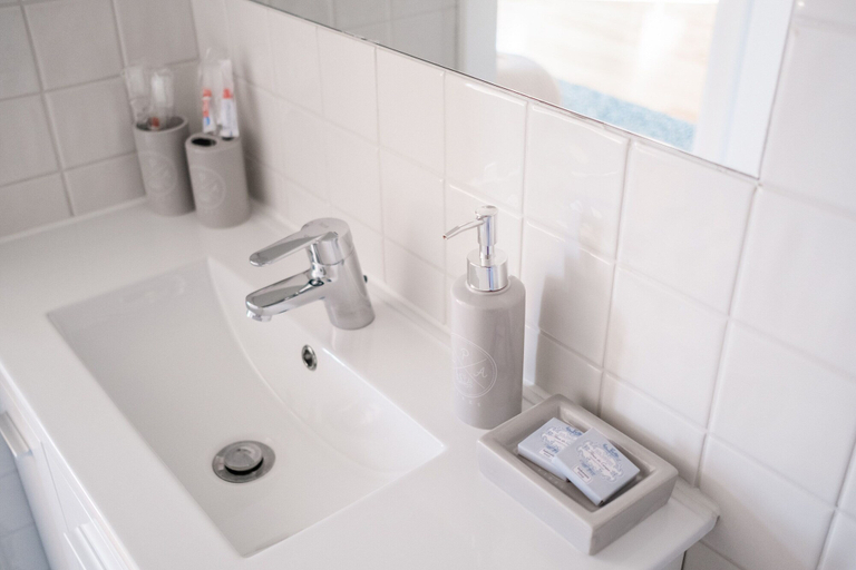 Bathroom 4, Sol95 by Una Apartments, Porto