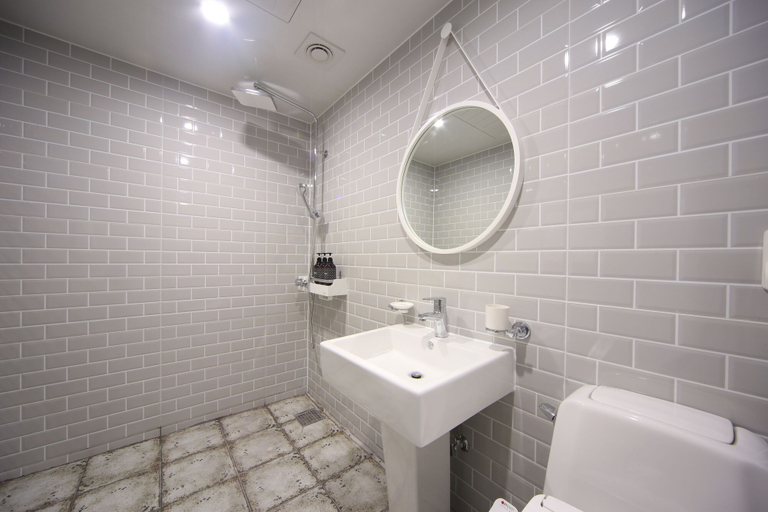 Bathroom 3, HOTEL Yeogiuhtte Gwangju Baek Un, Gwangsan