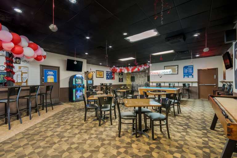 Food & Drinks 5, Quality Inn Chickasha, Grady