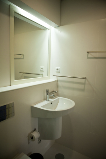 Bathroom 4, Hotel Comércio, Resende