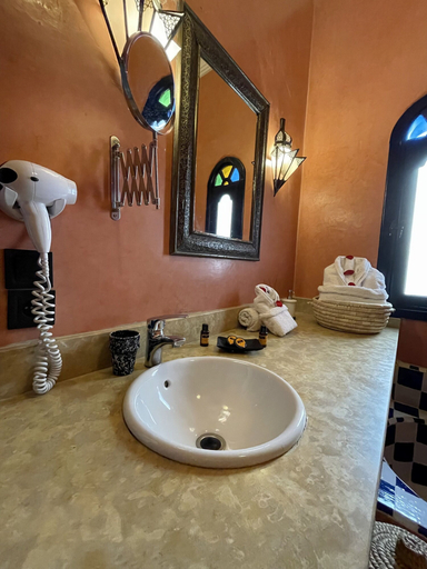 Bathroom 4, Riad Dar Foundouk & Spa, Marrakech