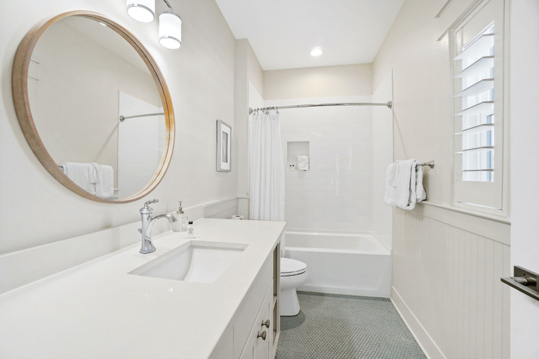 Bathroom 4, Magnolia Cottages by the Sea by Panhandle Getaways, Walton