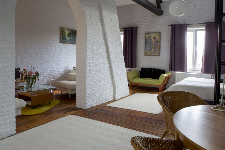 Bedroom 4, BnB Les Greniers de Madelgaire, Hainaut