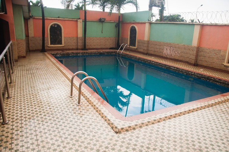 Sport & Beauty 5, Alfoscar Hotel & Suites, Alimosho