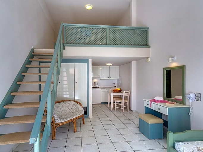 Others 3, Athena Apartments, Crete