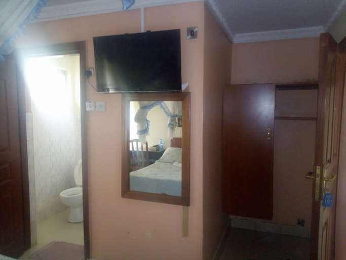 Bathroom 3, Homa Bay Tourist Hotel, Homa Bay Town