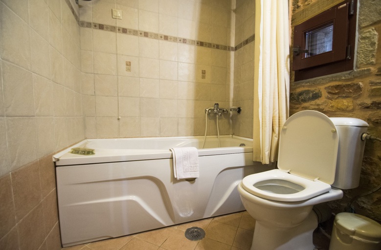 Bathroom 3, Archontiko Riziko, North Aegean