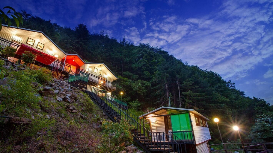Exterior & Views 2, Gapyeong Good Morning House Pension, Gapyeong