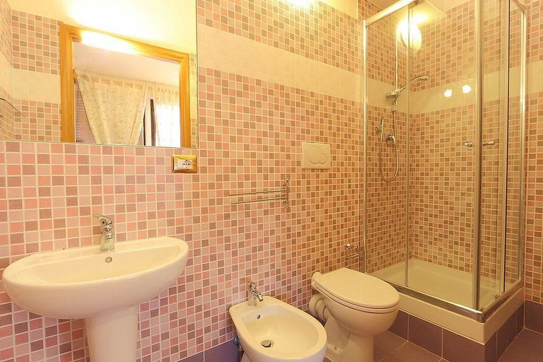 Bathroom 3, Monna Clara Affittacamere, Florence