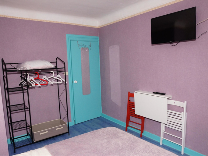 Bedroom 3, Hôtel le Richelieu, Pyrénées-Orientales