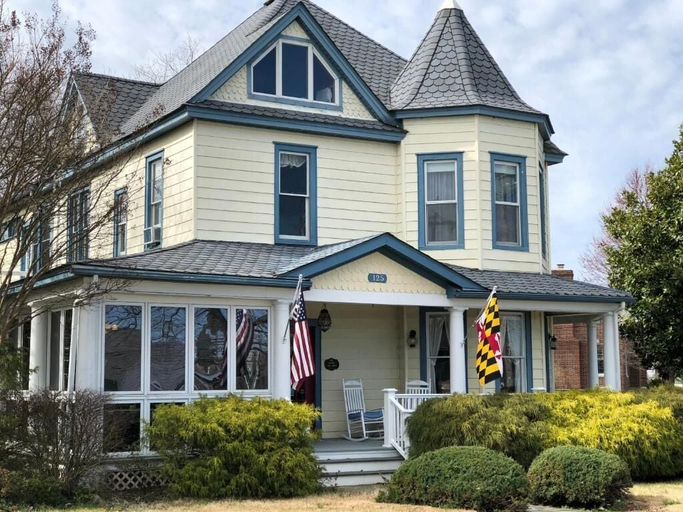 Exterior & Views 1, Solomons Victorian Inn, Calvert
