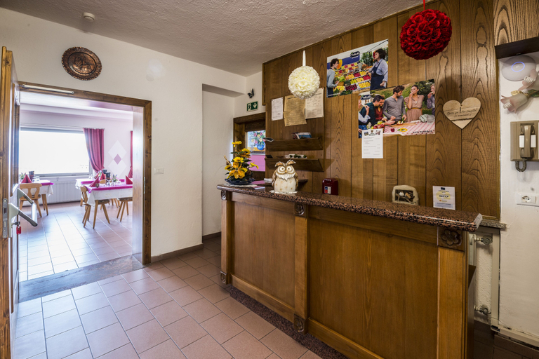 Food & Drinks 4, Albergo Bucaneve, Trento