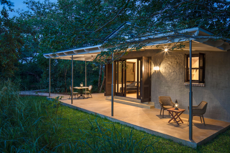 Exterior & Views 2, Mbano Manor Hotel Victoria Falls, Hwange