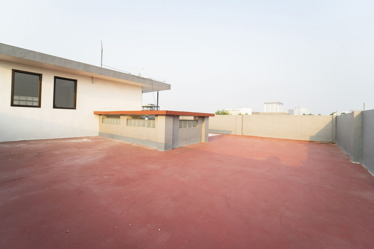 Exterior & Views 2, KoolKost Syariah near MRT Lebak Bulus Station, South Jakarta