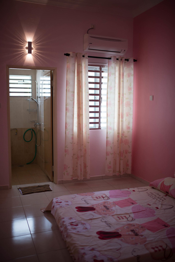 Bedroom 3, Holidayhome 188 Taman Sejati Suria, Manjung