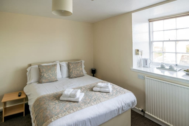 Bedroom 2, The Boyne Hotel, Aberdeenshire