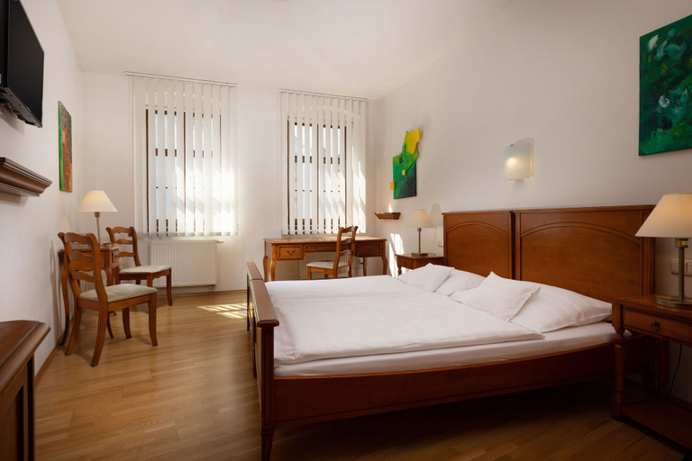 Bedroom 3, OREA Hotel Arigone Olomouc, Olomouc
