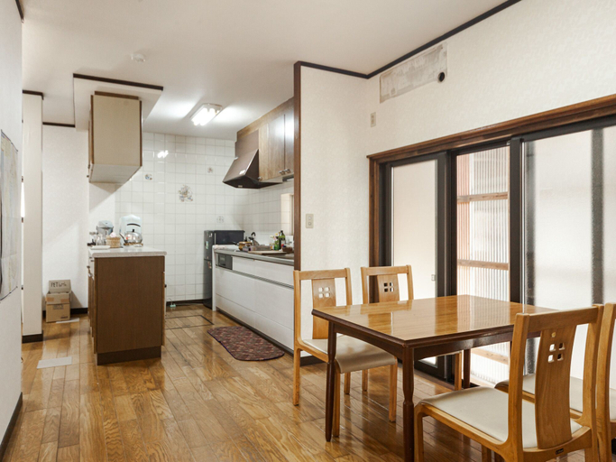 Others 2, Guesthouse Meguruya, Maibara