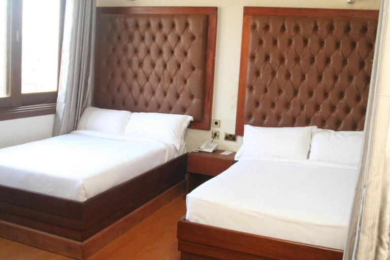 Bedroom 3, GS Grand Hotel, Juja