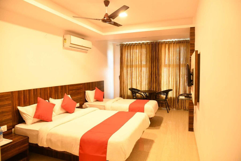 Bedroom 3, Hotel Royal Orbit, Satara
