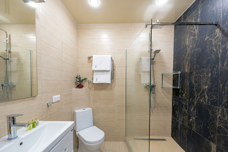 Bathroom, Inndays Apartment on Annino 2, Southern