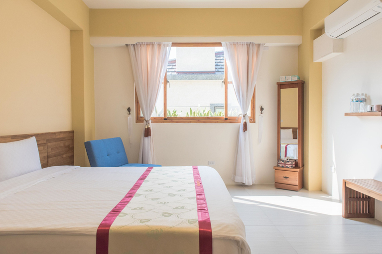 Bedroom 2, XinFu Traveler Inn, Taitung