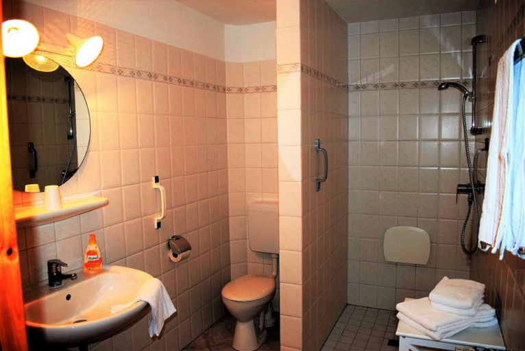 Bathroom 3, Haus Godewind, Nordfriesland